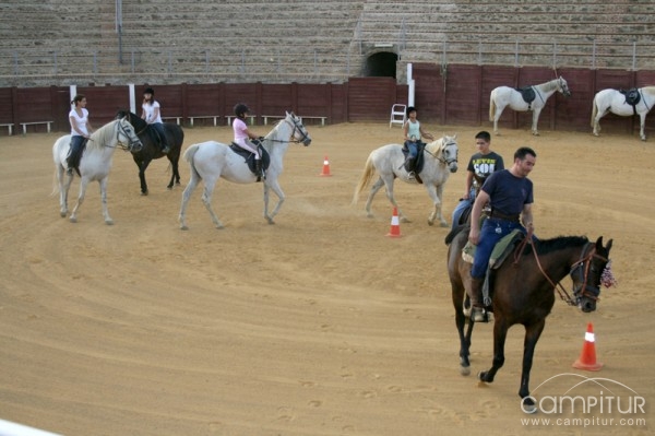 Escuela Hípica Hinojosa