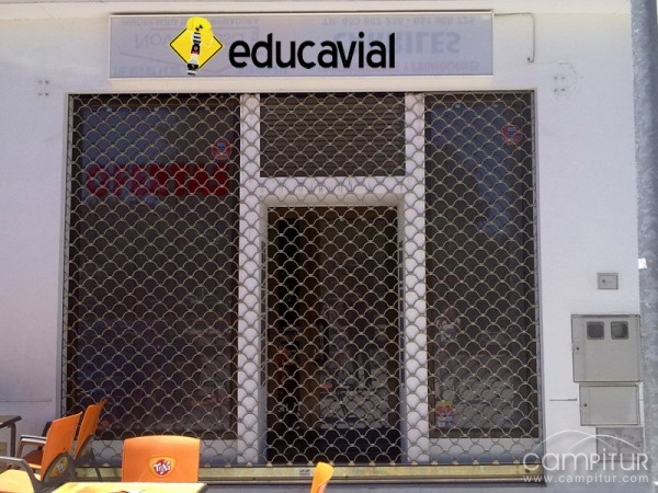 Educavial